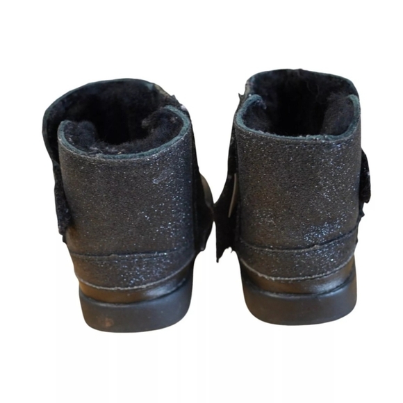 UGG Infant Keelan Glitter Crib Booties Black Glitter Size 4/5 - Picture 2 of 4